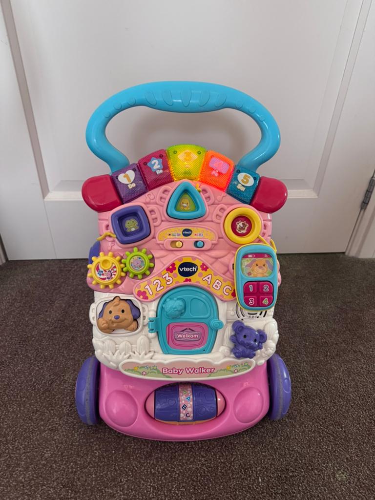 Vtech loopkar loopwagen loopwagentje loopkarretje roze, Ophalen, Gebruikt, 6 maanden tot 2 jaar