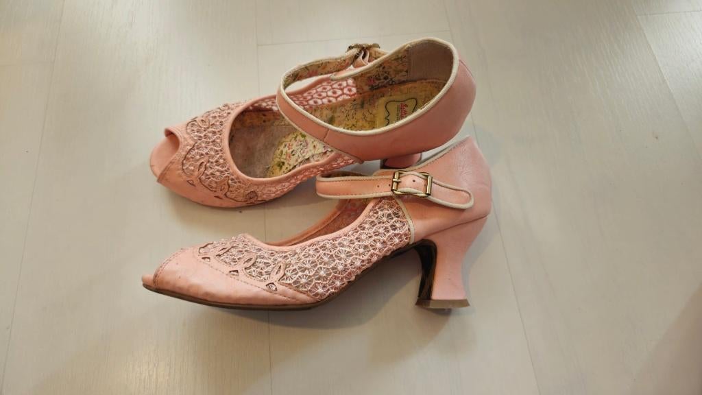 Bettie Page Shoes roze peep-toe, vintage repro, US 9, Verzenden, Gedragen, Roze, Sneakers of Gympen