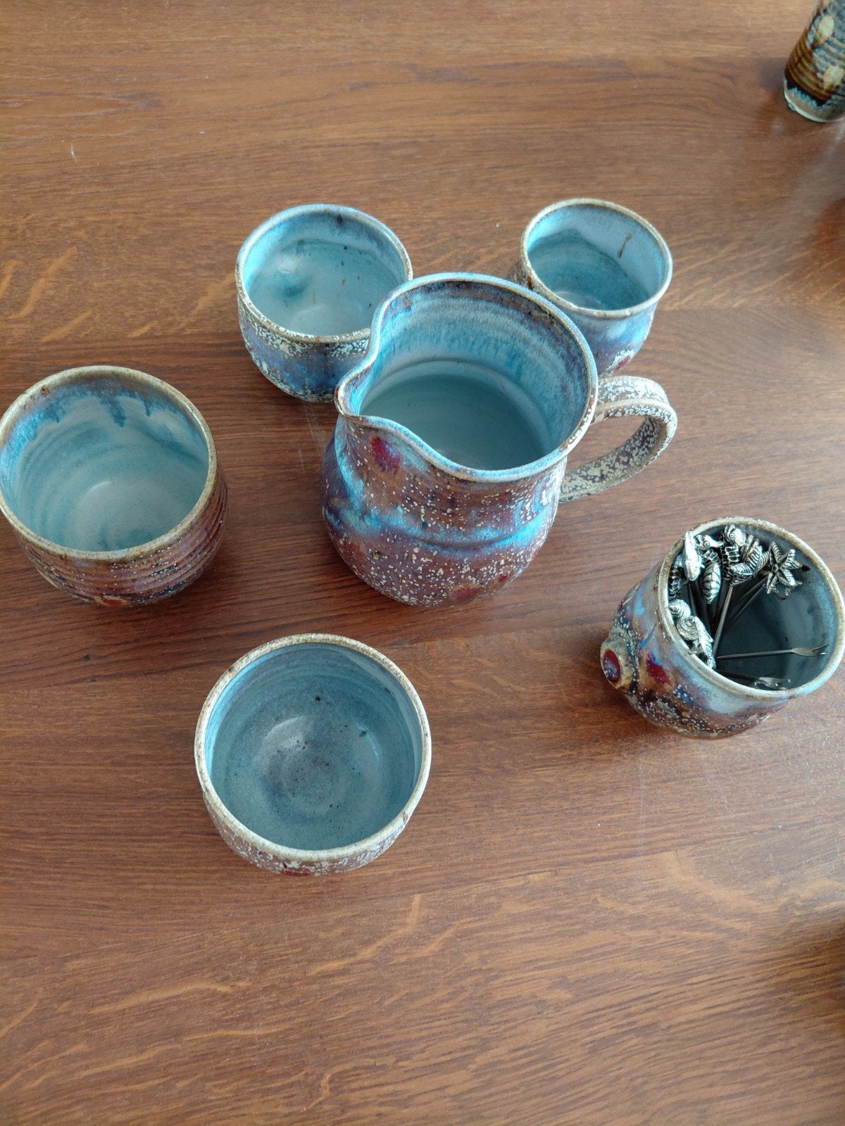 Han Boerrogter 5 kopjes 1 kannetje keramiek handgemaakt., Antiek en Kunst, Antiek | Keramiek en Aardewerk, Ophalen of Verzenden