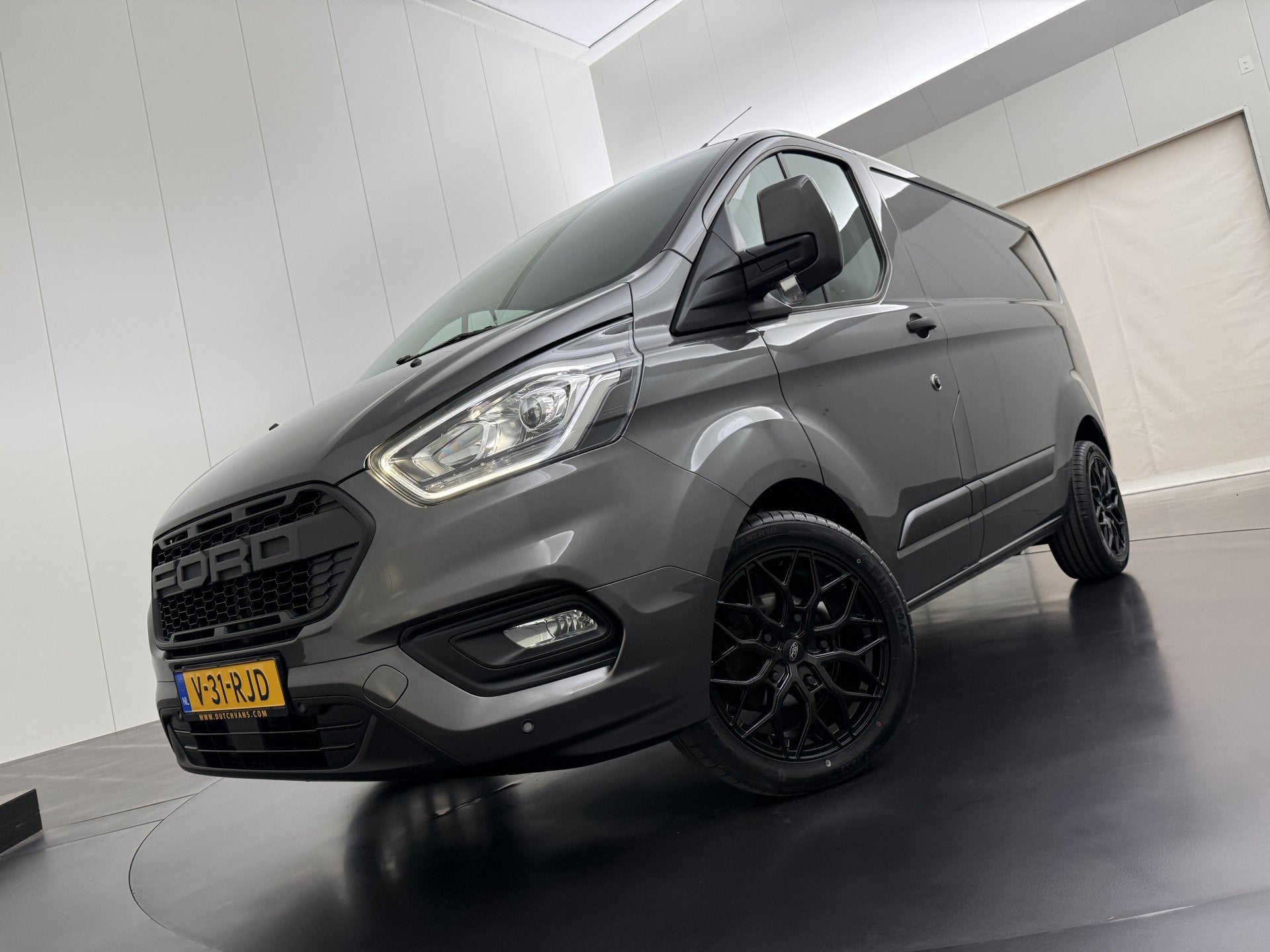 Ford Transit Custom 2.0TDCi 130PK Automaat Raptor Edition |, Auto's, Dealer onderhouden, Stof, 4 cilinders, Diesel