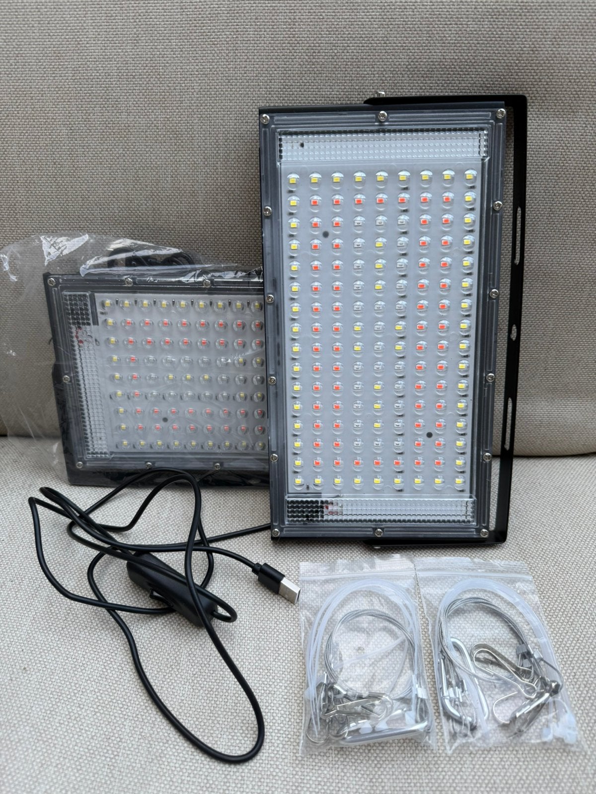 Led lamp/groeilamp 2 stuks, 144LEDs, Ophalen of Verzenden, Zo goed als nieuw, Kweeklamp
