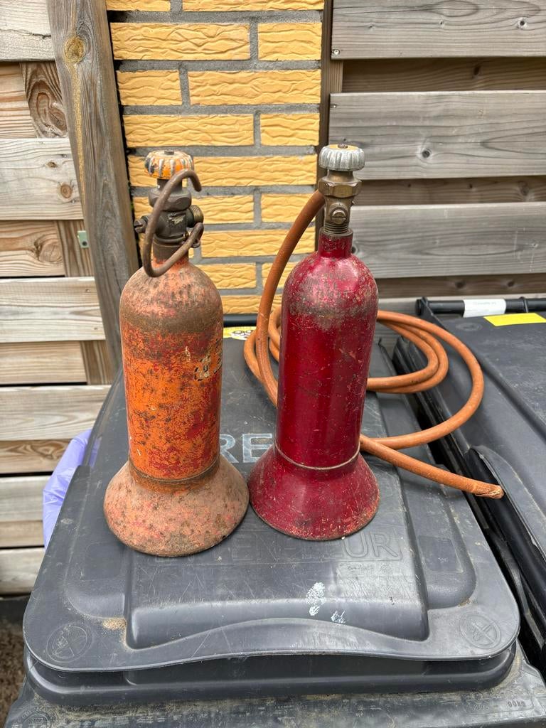 Oude gasflessen / soldeerbranders - decoratie, Ophalen of Verzenden, Zo goed als nieuw