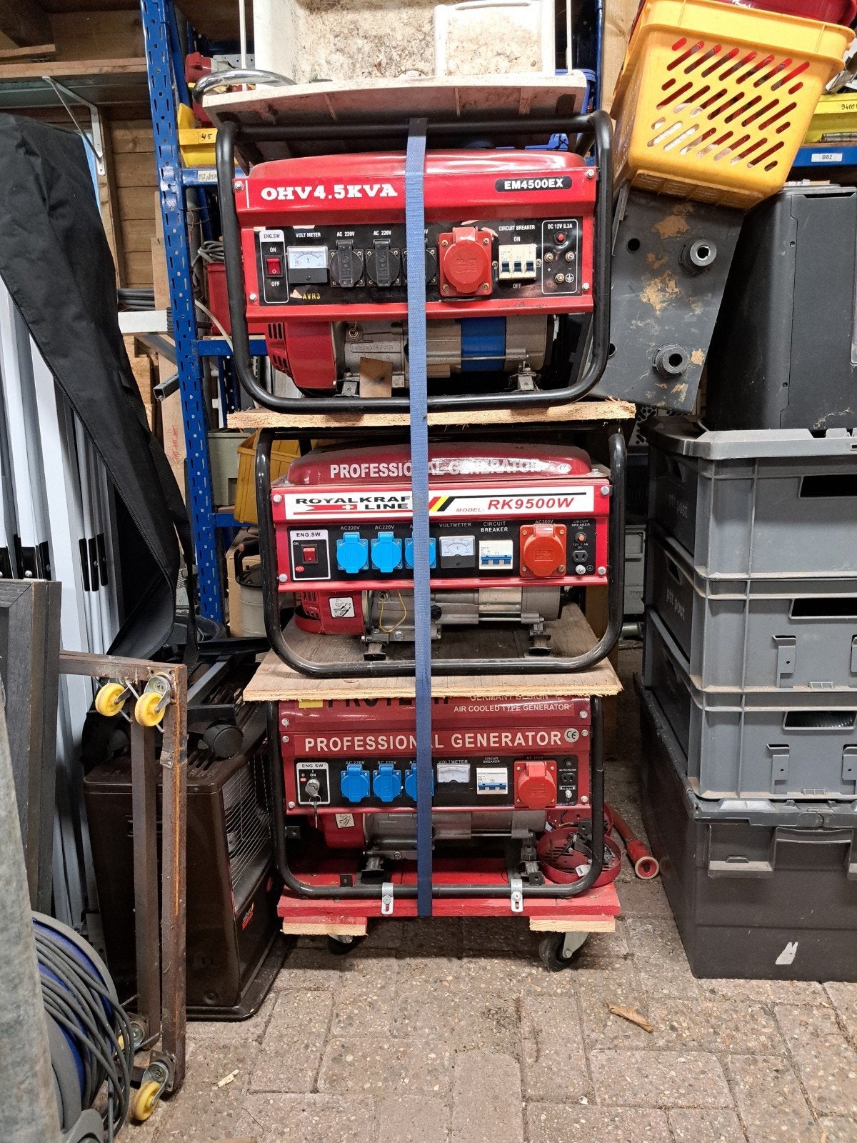 4x Aggregaat te koop met onderdelen (defect, motoren goed), Doe-het-zelf en Verbouw, Ophalen, Gebruikt, Minder dan 5 kVA, Benzine