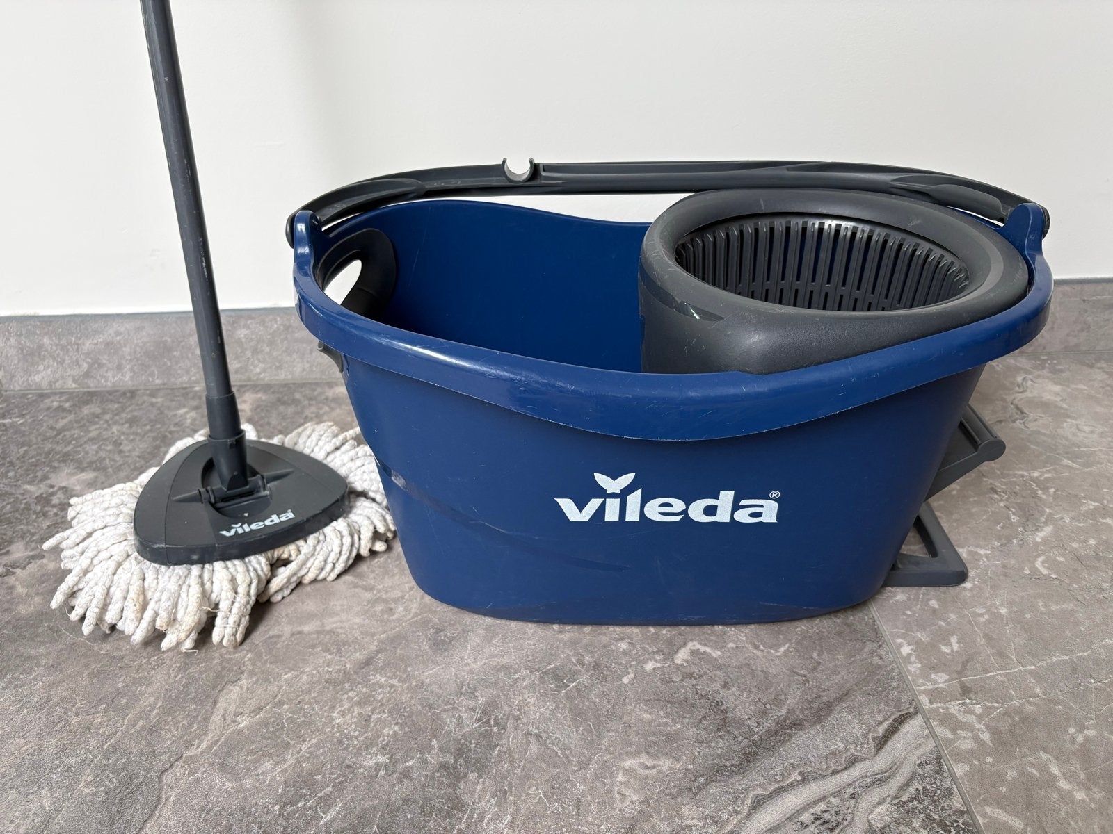 Gratis: Vileda EasyWring & Clean Turbo Mop en Emmer Set, Huis en Inrichting, Ophalen, Dweilemmer, -bak, of -wagen