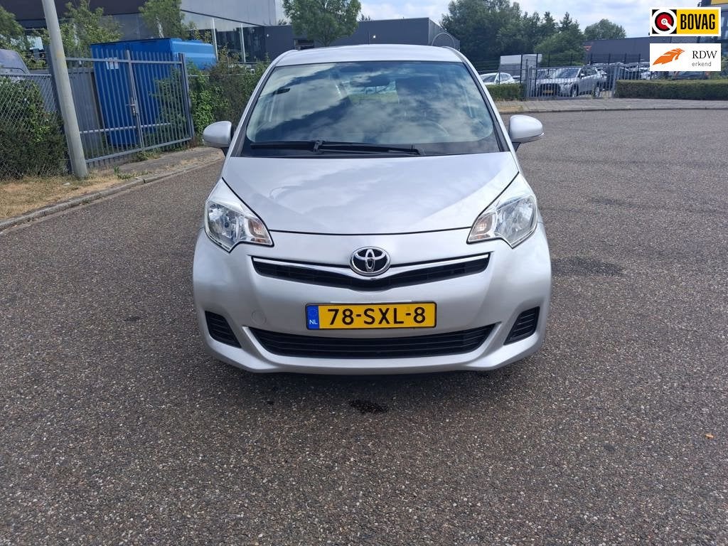 Toyota Verso-S 1.3 VVT-i Comfort, Auto's, Toyota, Bedrijf, Te koop, Verso-S, ABS, Airbags, Airconditioning, Boordcomputer, Centrale vergrendeling