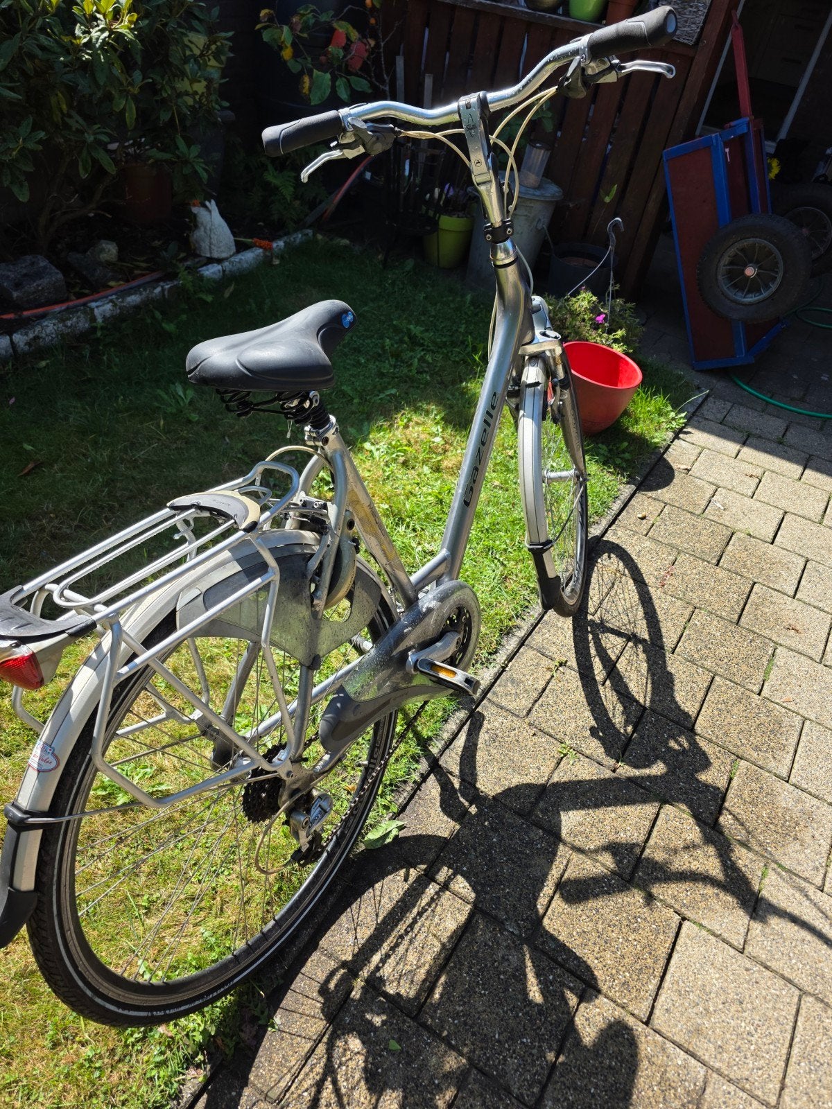 Gazelle damesfiets met versnellingen en lage instap, Fietsen en Brommers, Fietsen | Dames | Damesfietsen, Ophalen, Velgrem, Versnellingen