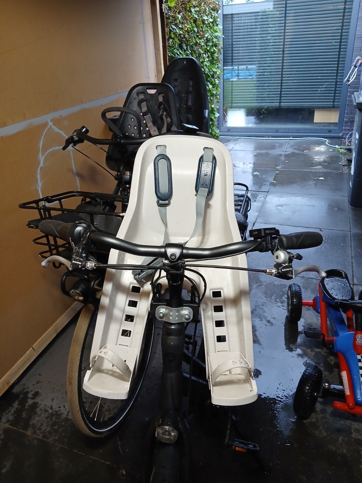 Polisport Voorzitje Fiets - Comfortabel en Veilig, Ophalen of Verzenden, Polisport, Gebruikt, Voetsteuntjes