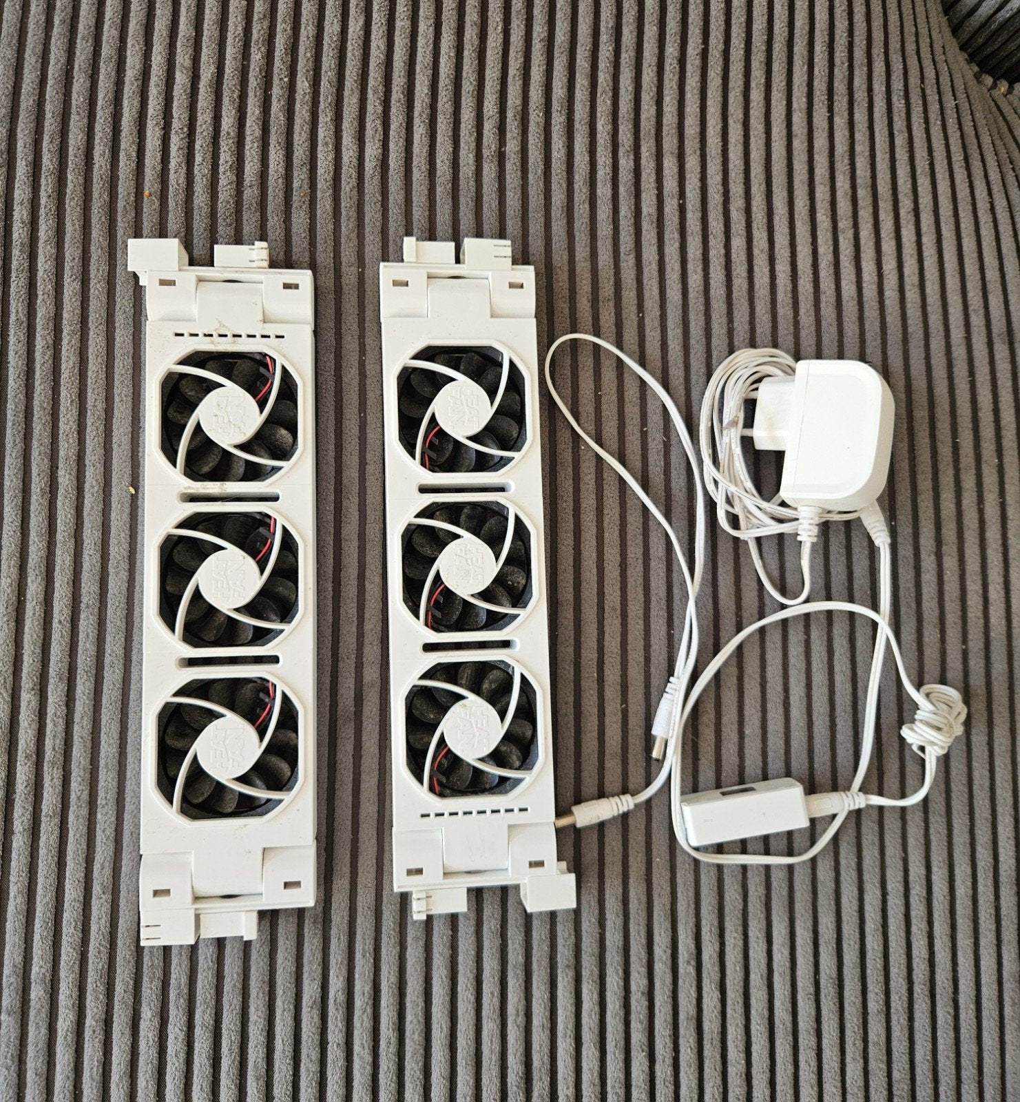 Radiator ventilatoren. 2 stuks, Doe-het-zelf en Verbouw, Verwarming en Radiatoren, Ophalen of Verzenden, Gebruikt