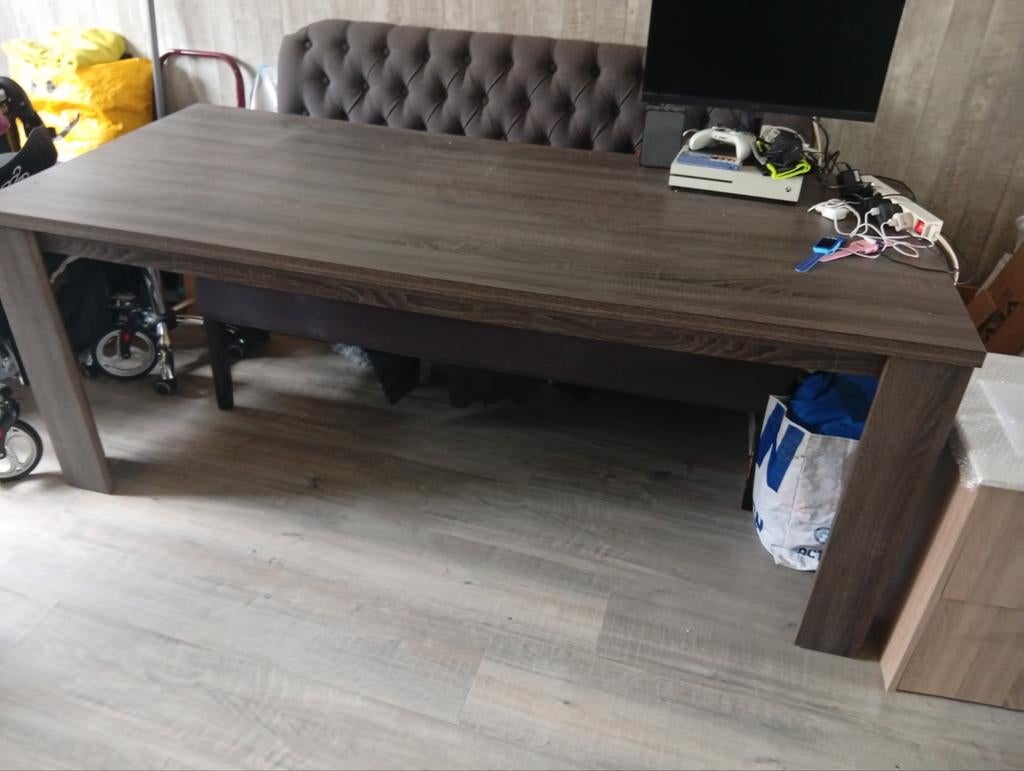 Grijs eiken eettafel met eetbank en 3 stoelen, Huis en Inrichting, Tafels | Eettafels, Zo goed als nieuw, 200 cm of meer, Vijf personen of meer