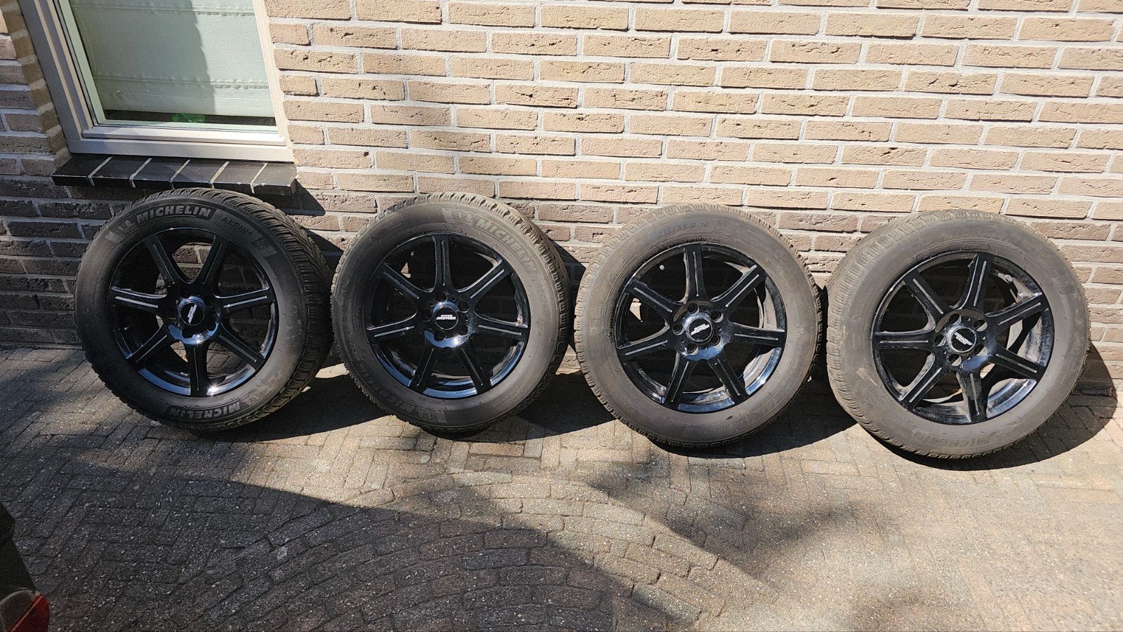 winterbanden set van Michelin met velg., Auto-onderdelen, Banden en Velgen, Ophalen, 16 inch, Banden en Velgen, Winterbanden