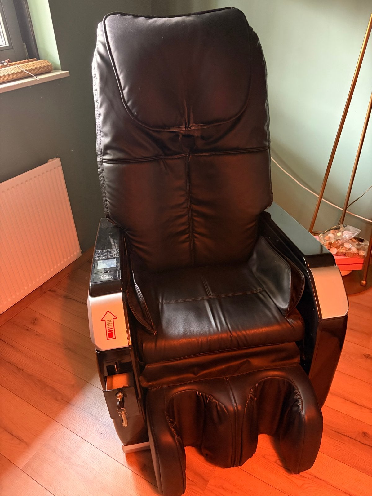 Euroseat iRest Massagestoel met Muntinworp - Zwart Leer, Ophalen, Gebruikt, Massagestoel of Kussen