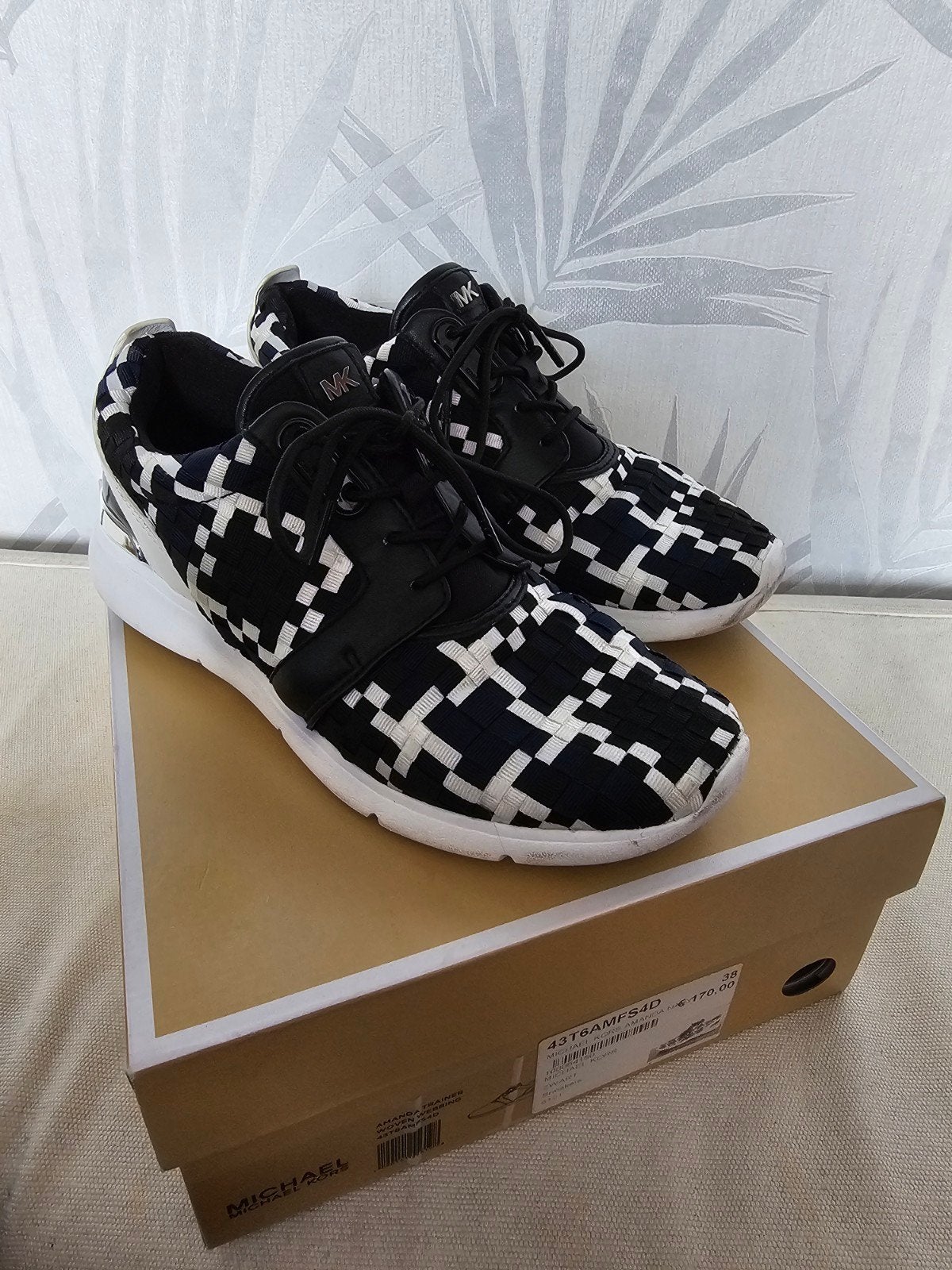MICHAEL KORS; PRACHTIGE SNEAKERS 38 € 35,-, Ophalen of Verzenden, Zo goed als nieuw, Blauw, Sneakers of Gympen