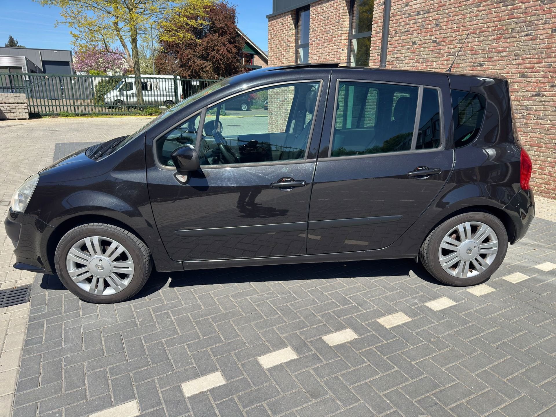 Renault Grand Modus 1.6-16V Exception, Auto's, Euro 5, Gebruikt, 4 cilinders, 1210 kg