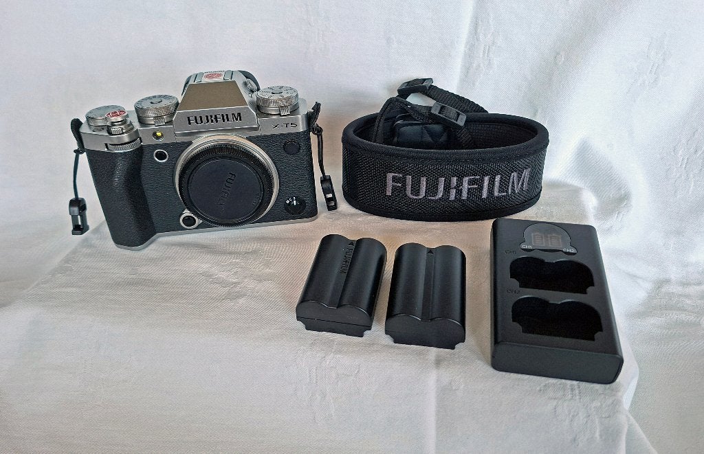 FUJIFILM X-T5 in nieuwstaat, Audio, Tv en Foto, Fotocamera's Digitaal, Ophalen of Verzenden
