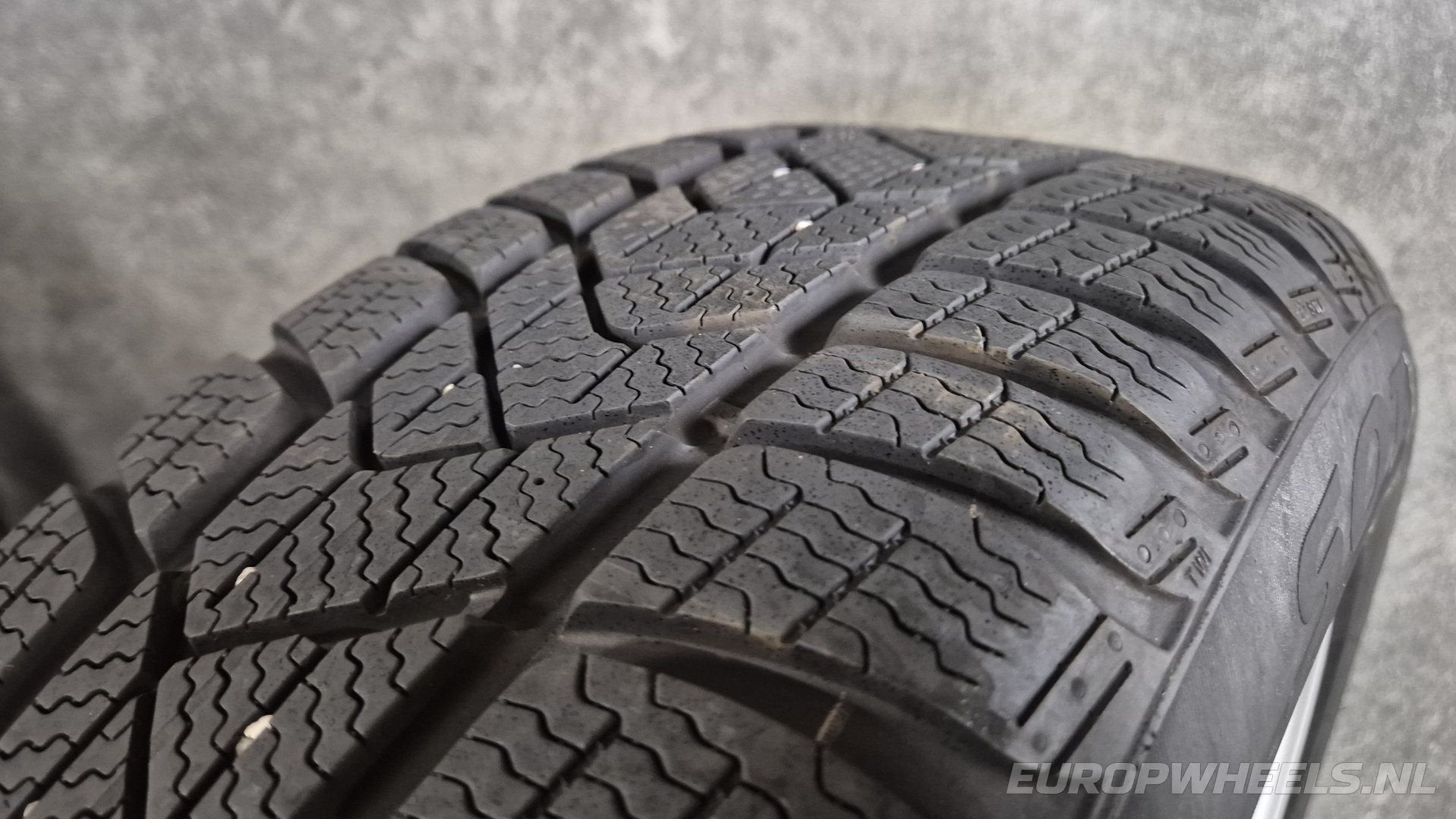 17 inch BMW X1 F48 X2 F39 velgen demo Pirelli winter, Auto-onderdelen, Gebruikt, -, -, Banden en Velgen