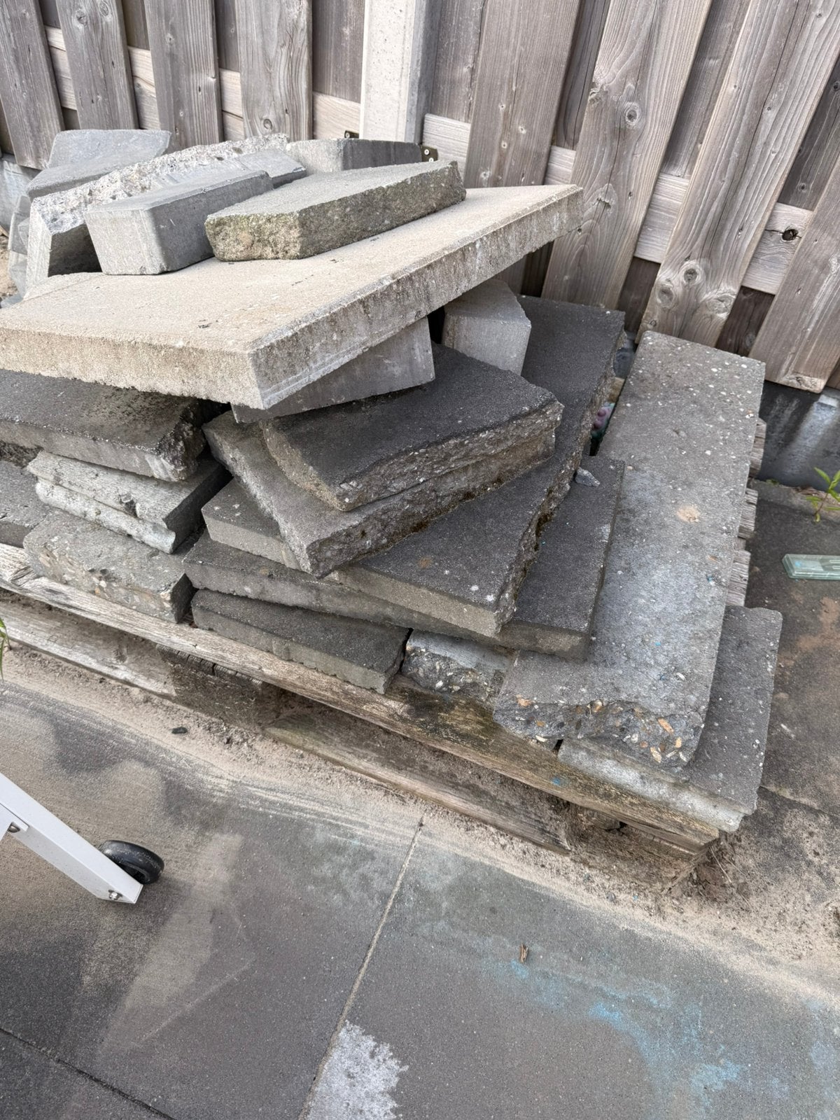 Puin - gratis af te halen, Ophalen, Gebruikt, Beton, Overige typen