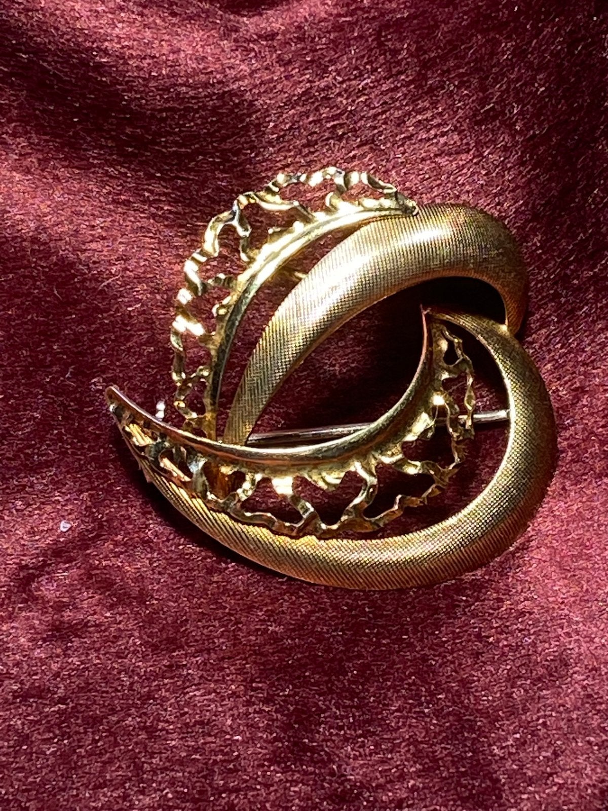 14k gouden broche sloopgoud, Ophalen of Verzenden, Zo goed als nieuw, Goud, Overige merken