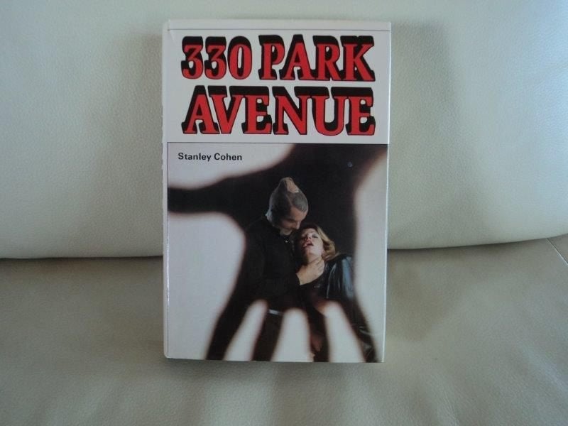 330 Park avenue, Ophalen of Verzenden, Zo goed als nieuw, Amerika