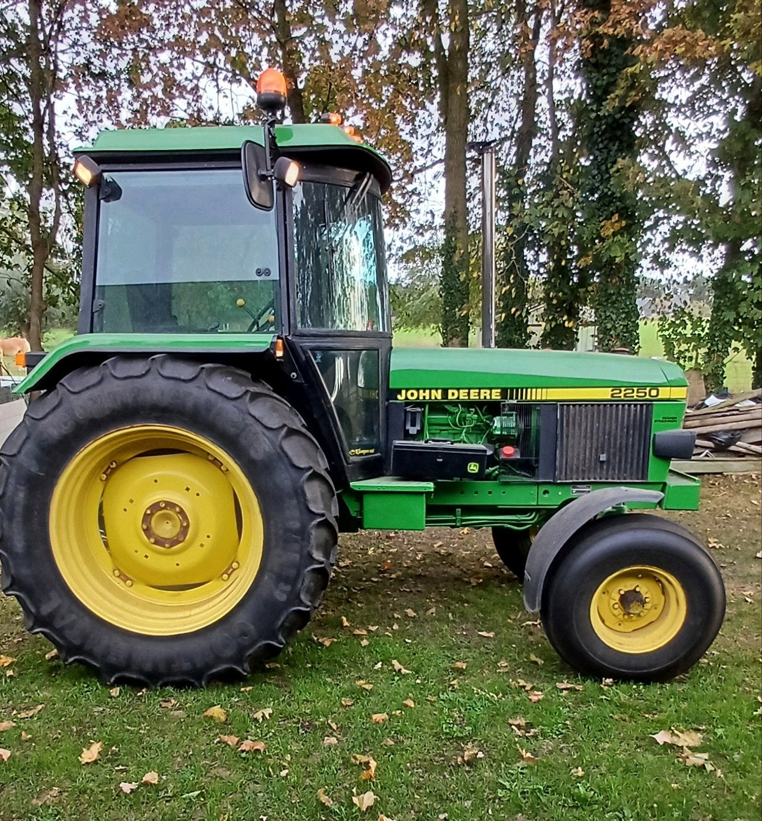 John Deere 2250 - Goed onderhouden trekker, Gebruikt, Tot 80 Pk, 7500 tot 10000, Ophalen