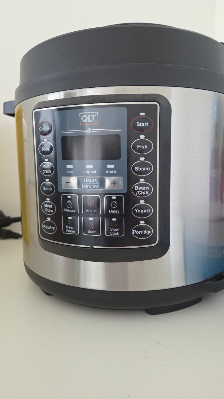 QLT Multicooker / Slowcooker - Zo goed als nieuw, 2 tot 3 liter, Ophalen of Verzenden, Zo goed als nieuw, 3 snelheden of meer