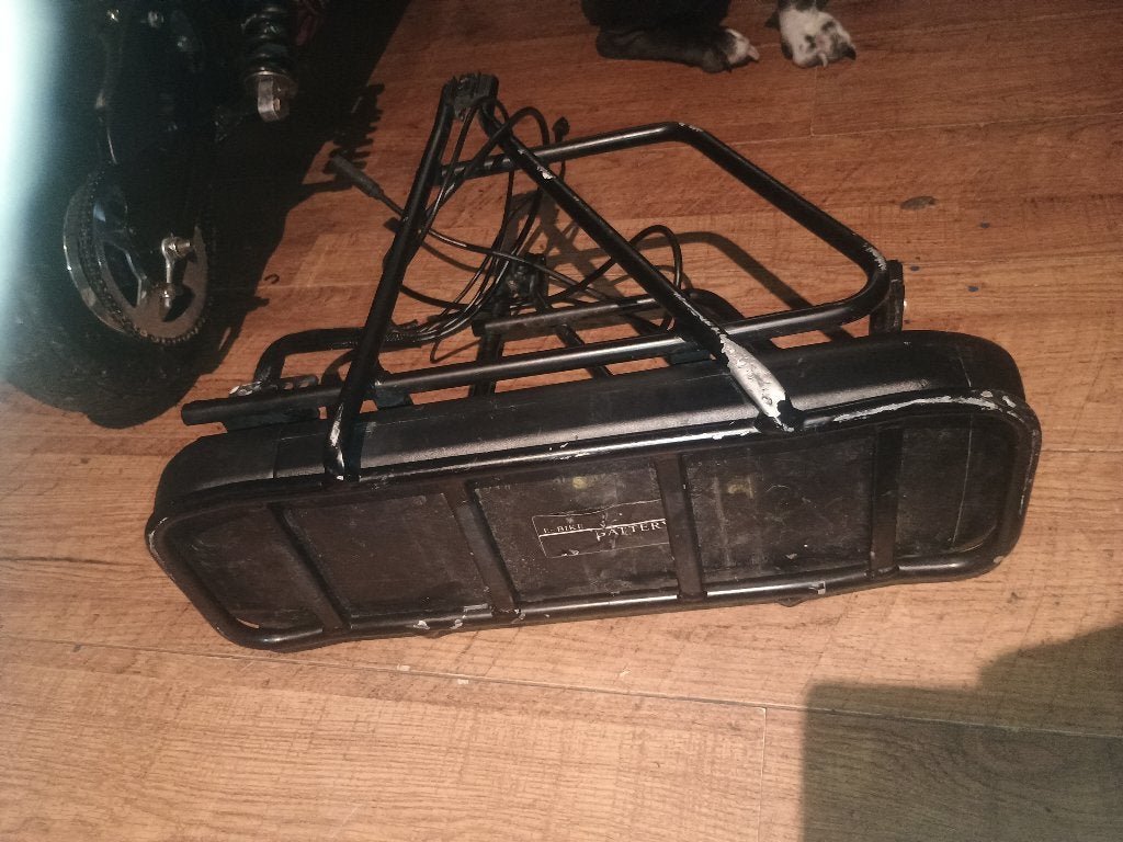 Bagagedrager met accu voor elektrische fiets, Ophalen of Verzenden, Zo goed als nieuw, Onbekend