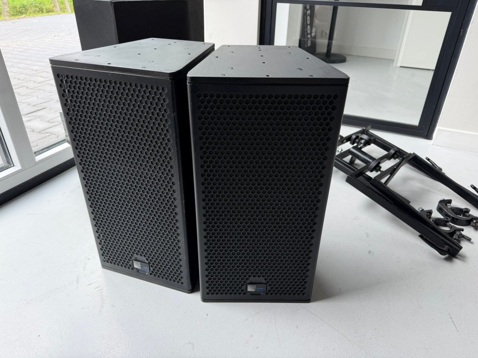 Meyer Sound UPJ-1P actieve luidsprekers + toebehoren, Audio, Tv en Foto, Luidsprekers, Zo goed als nieuw, Overige typen, Overige merken