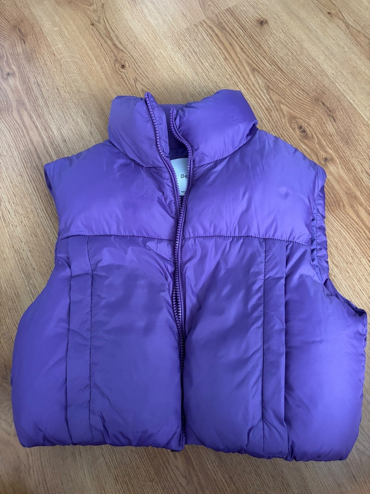 Bershka paarse bodywarmer maat XS, Paars, Zo goed als nieuw, Maat 34 (XS) of kleiner, Bershka