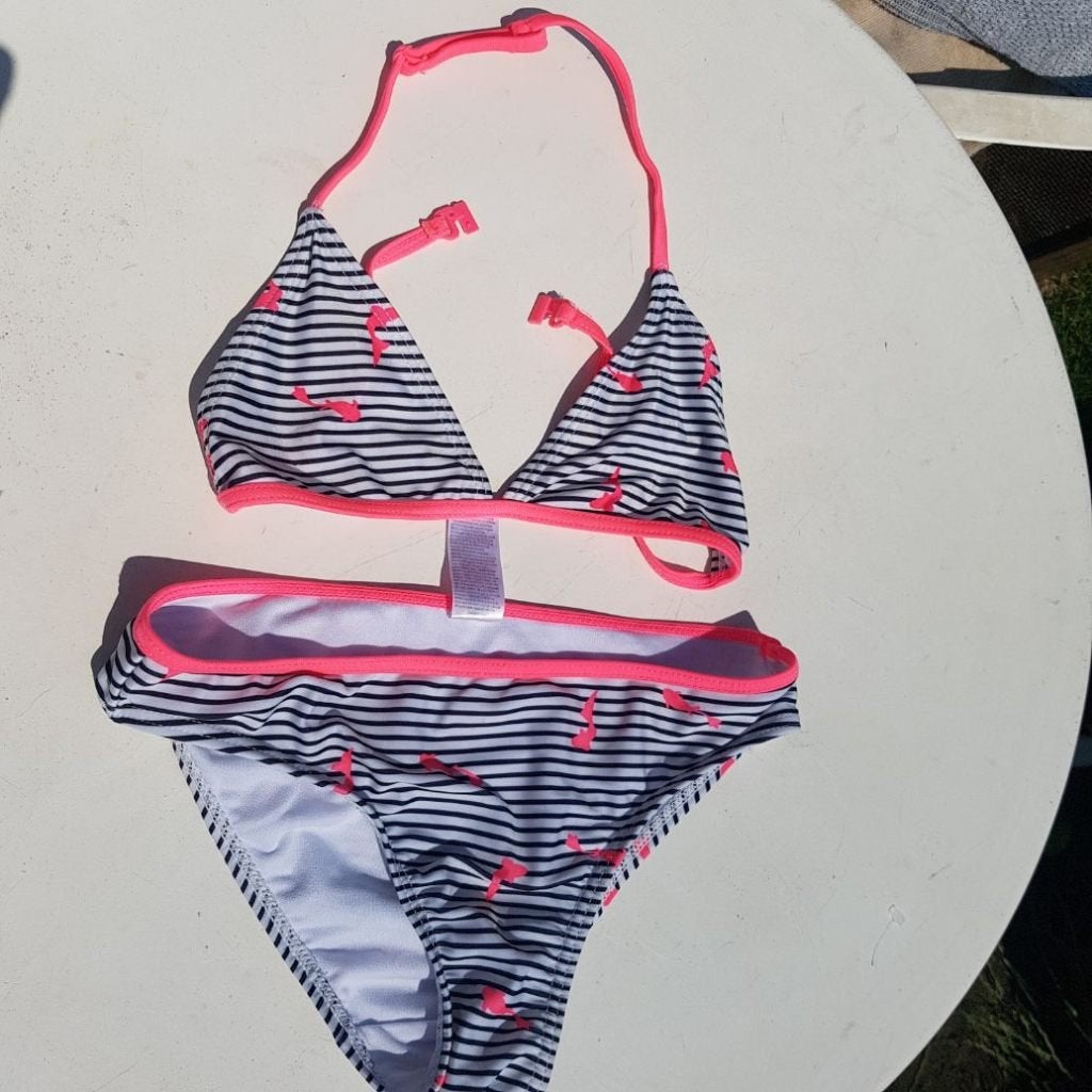 Leuke gesteepte bikini. Mt 158 /164. Merk Hema, Kinderen en Baby's, Kinderkleding | Maat 158, Meisje, ., Sport- of Zwemkleding