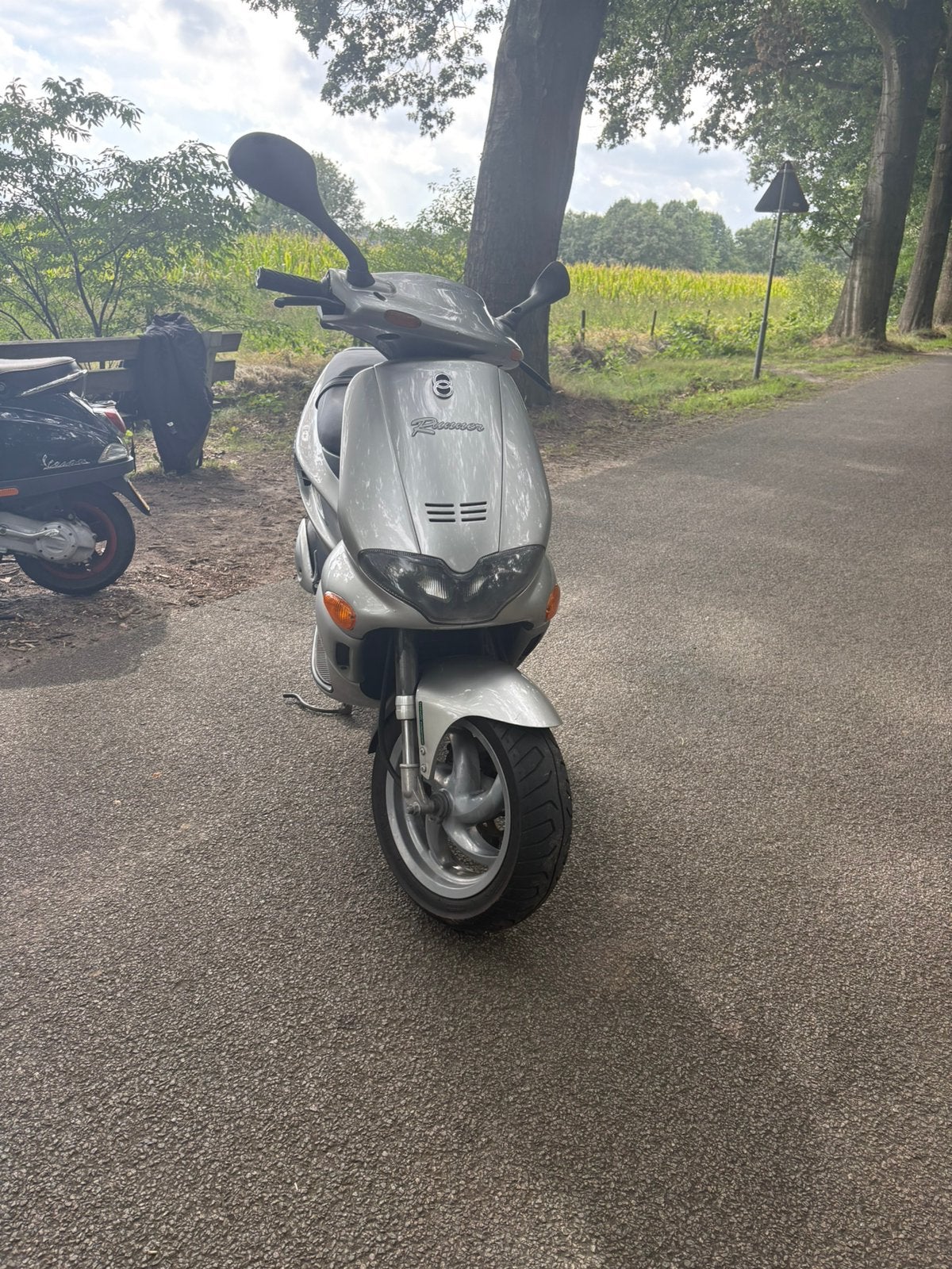 Gilera runner 50cc dd 2t, Ophalen of Verzenden, Zo goed als nieuw, Overige modellen