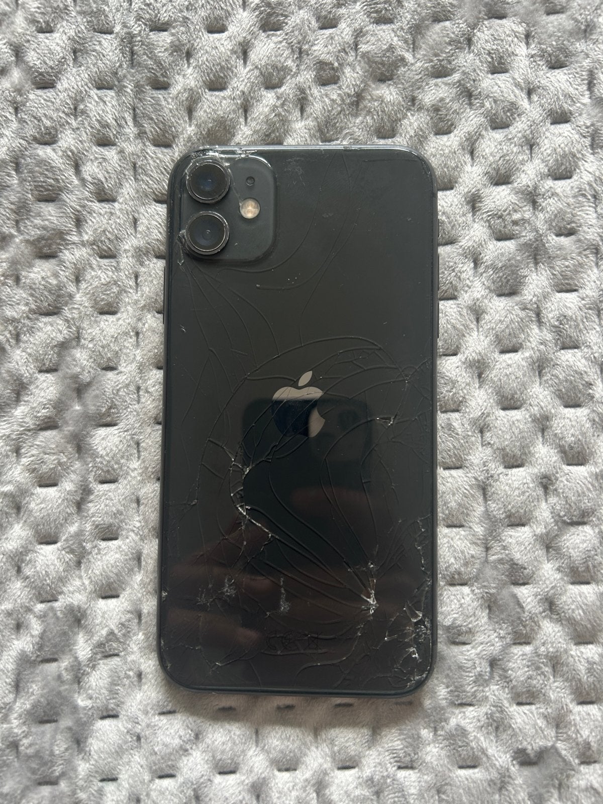 iPhone 11 128GB met schade (78% batterijconditie), Ophalen of Verzenden, Niet werkend, 128 GB, IPhone 11