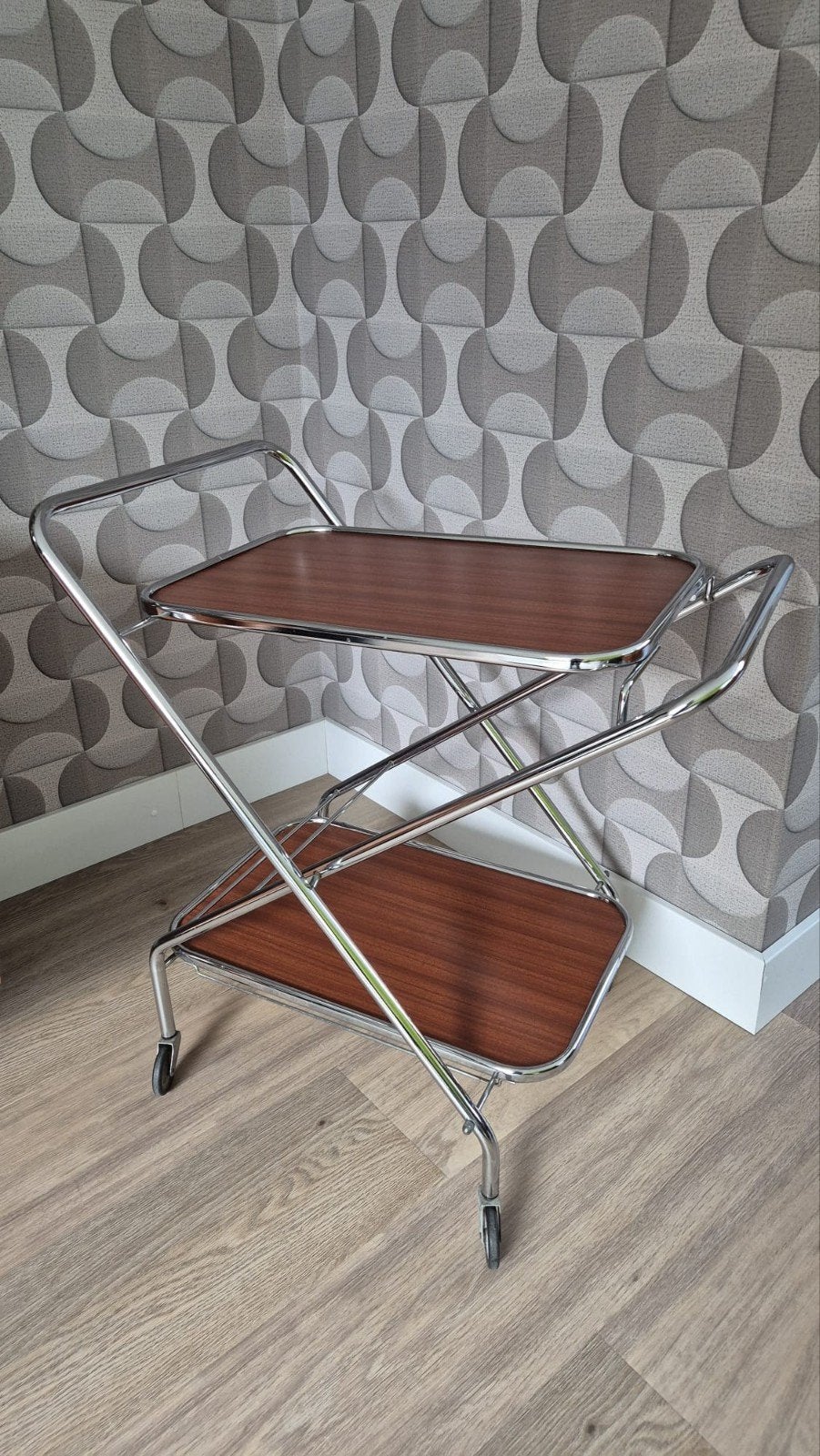 Vintage mid-century serveerwagen, Ophalen