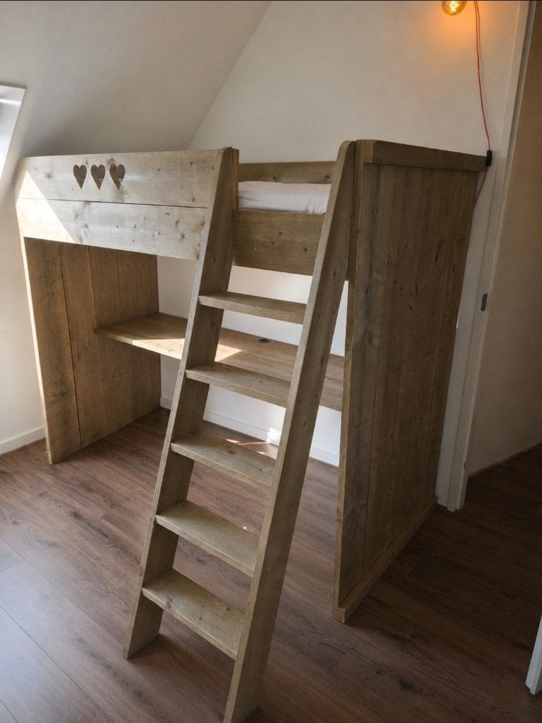 Hoogslaper met bureau, Ophalen, Gebruikt, Hoogslaper