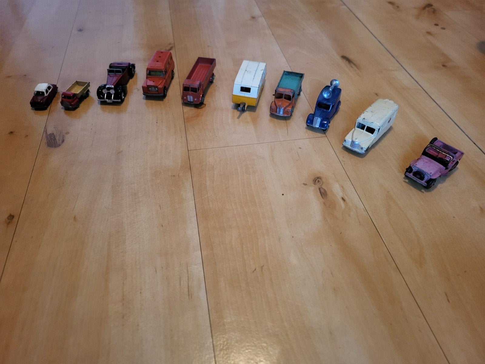 Dinkey Toys, 10 vintage auto's, Hobby en Vrije tijd, Ophalen of Verzenden, Gebruikt, Auto, Overige merken