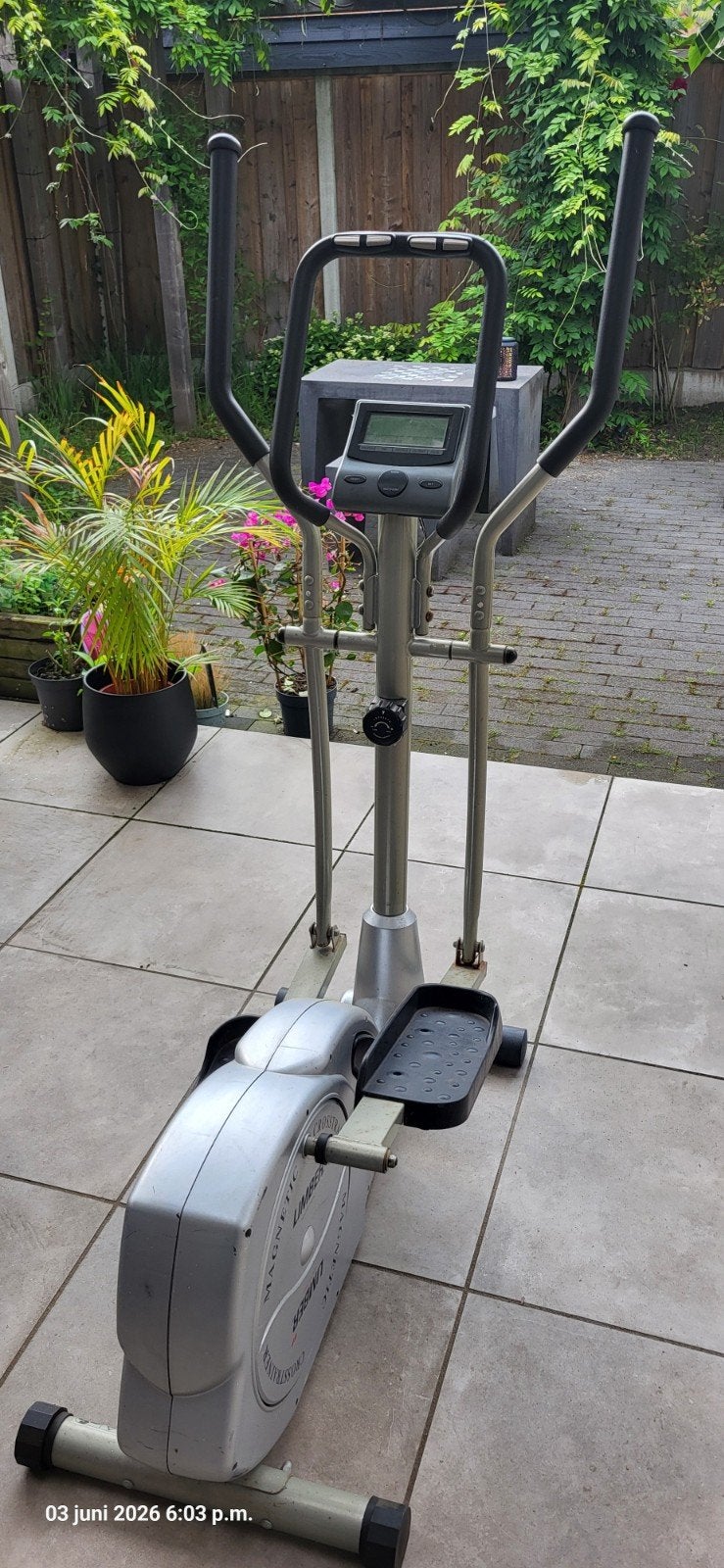 Limber Magnetic Crosstrainer, Sport en Fitness, Fitnessapparatuur, Ophalen, Gebruikt, Metaal, Crosstrainer