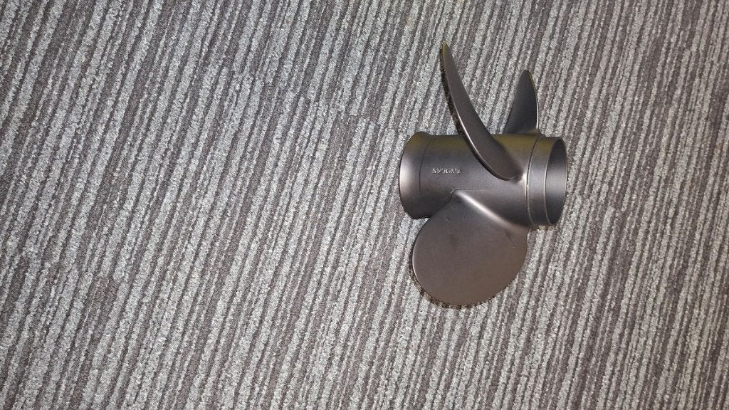 Solas propeller 4 blads 10.8 x 12 pitch, Ophalen, Nieuw, Motor en Techniek, Motorboot