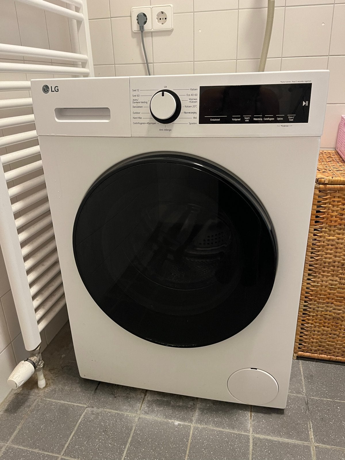 LG F4WM309S0 Wasmachine - 9 kg, Ophalen, 1200 tot 1600 toeren, 8 tot 10 kg, Zo goed als nieuw