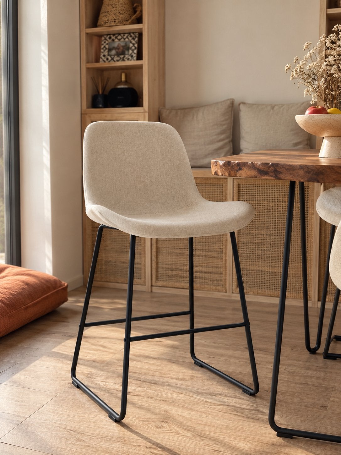 2 mooie barstoelen, 2 krukken, Ophalen of Verzenden, Zo goed als nieuw, 60 tot 90 cm