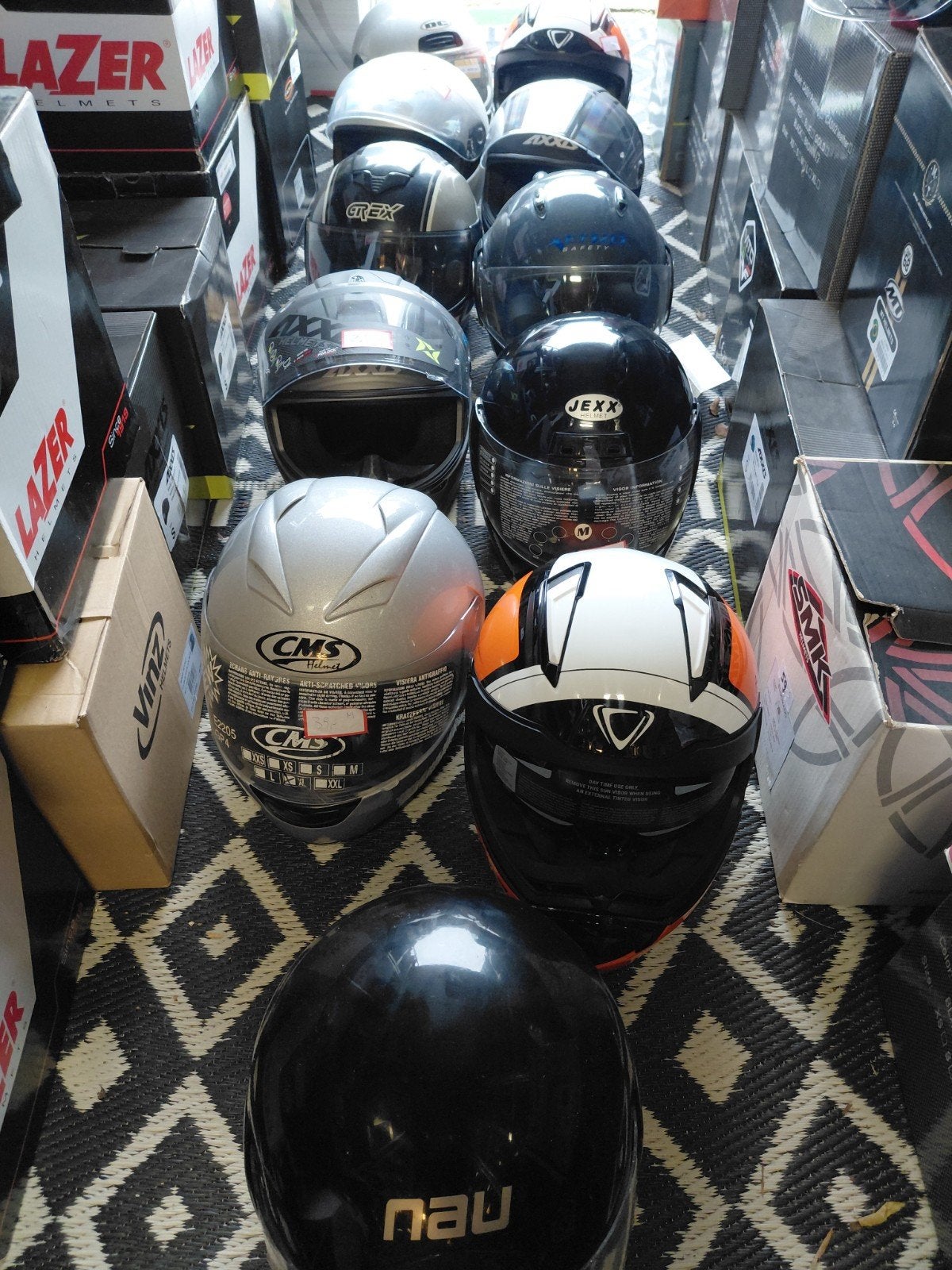 Nieuwe helm voor de prijs van een tweedehands helm, Ophalen of Verzenden, Nieuw met kaartje, Integraalhelm, Kinderen