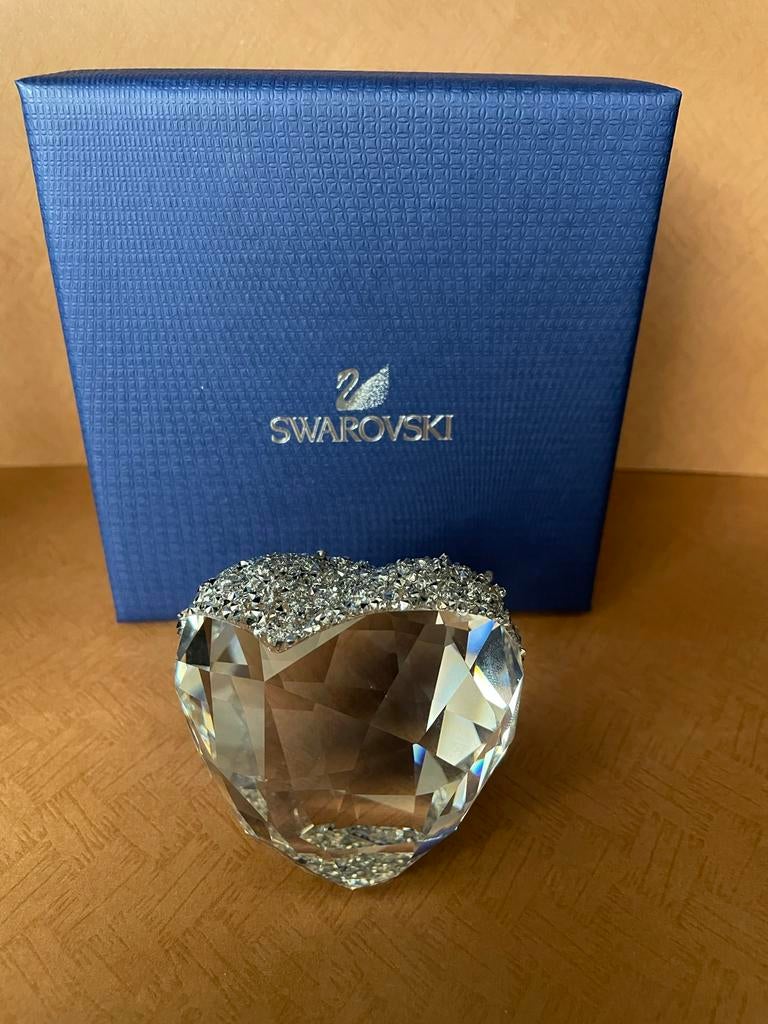 Swarovski hart met blingbling, Verzamelen, Swarovski, Ophalen of Verzenden, Nieuw, Figuurtje