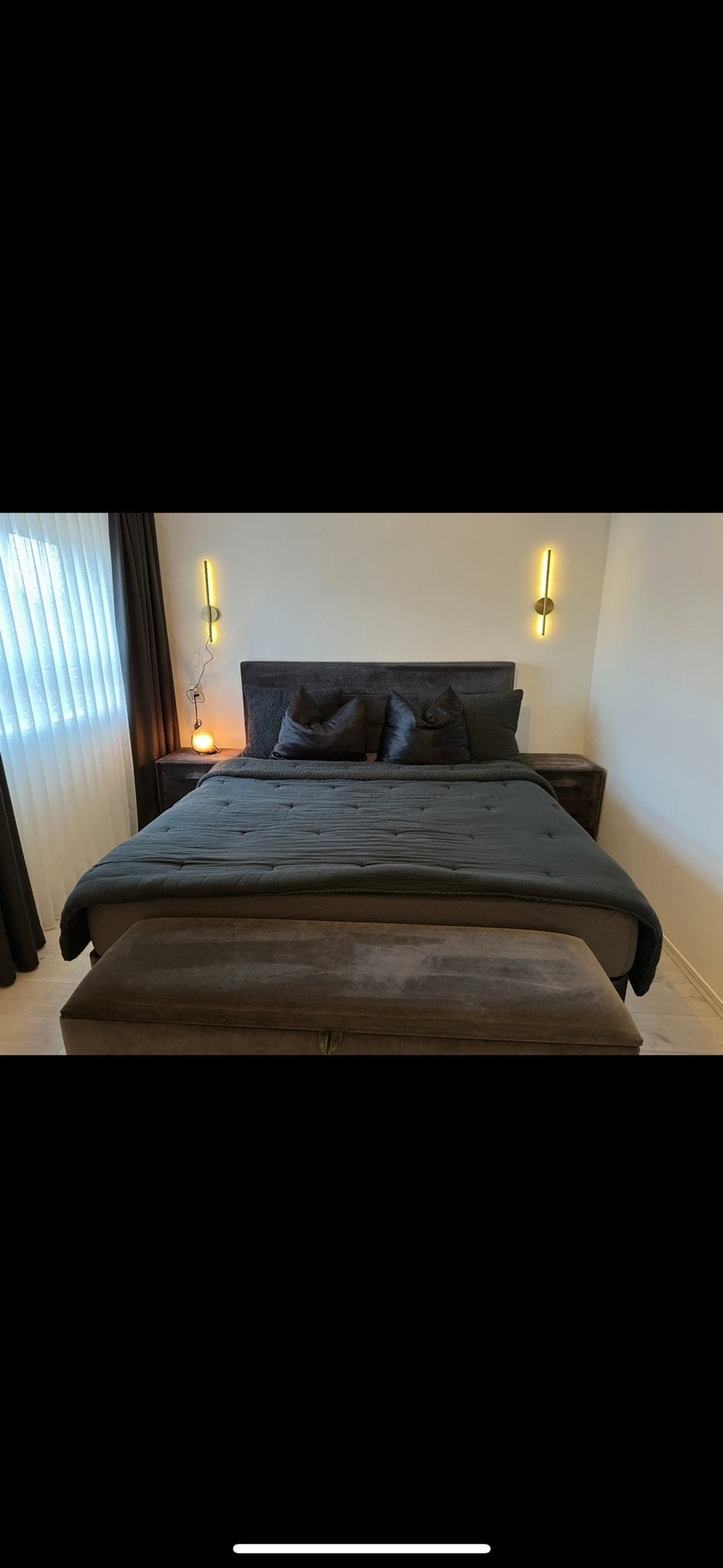 LuxeTweepersoons bed met opslagruimte en bijbehorend meubels, Ophalen, Tweepersoons, Zo goed als nieuw, 180 cm