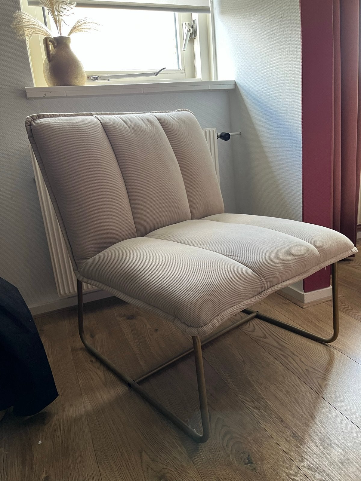 Woood Stoel met gouden frame en beige ribstof, Huis en Inrichting, Ophalen, Overige kleuren, Zo goed als nieuw, Metaal