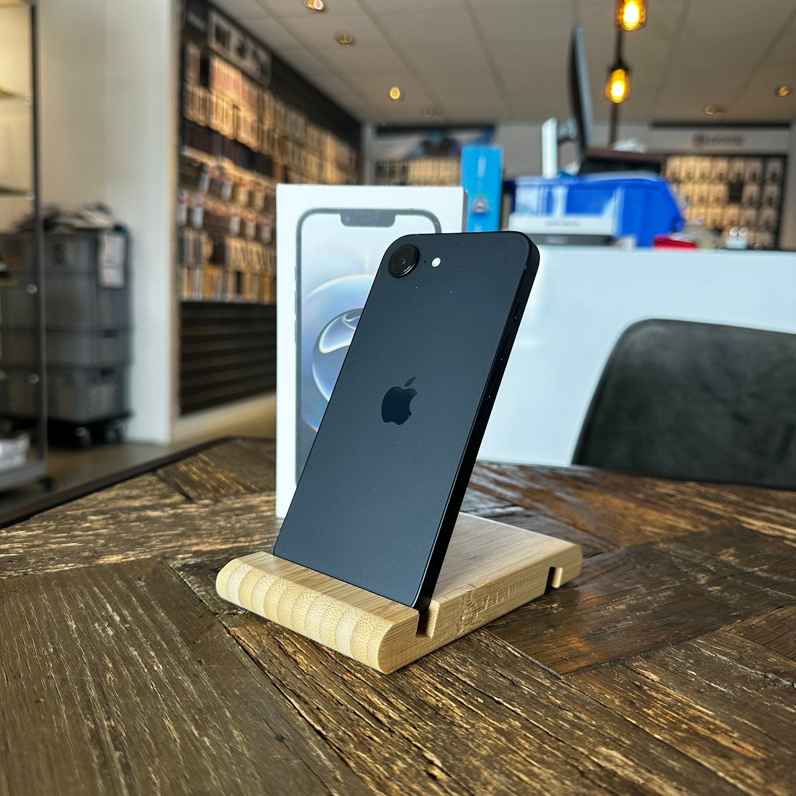 Apple iPhone 16e 128GB - Nieuw - incl Garantie, Telecommunicatie, Mobiele telefoons | Apple iPhone, Apple, Zwart, Nieuw, Ophalen of Verzenden