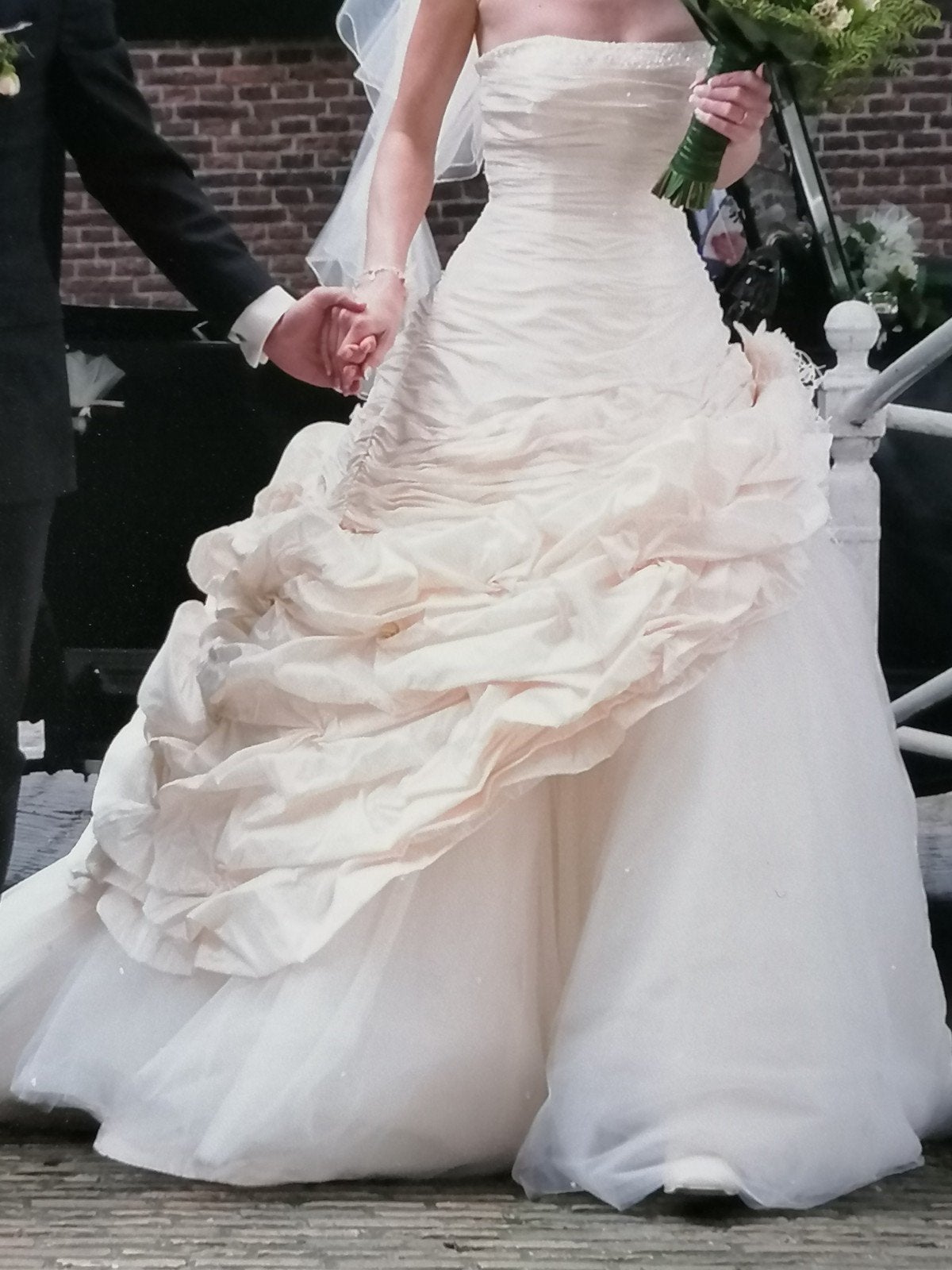 Prachtige trouwjurk maat 36 Ian Stuart /Britse topontwerper, Kleding | Dames, Trouwkleding en Trouwaccessoires, Trouwjurk, Overige kleuren