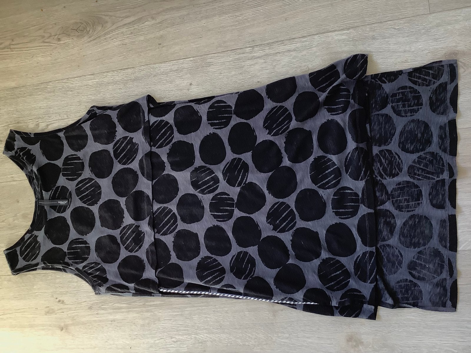 10 days jurk maat 42, Kleding | Dames, Jurken, Zwart, Maat 42/44 (L), Ophalen of Verzenden, Zo goed als nieuw
