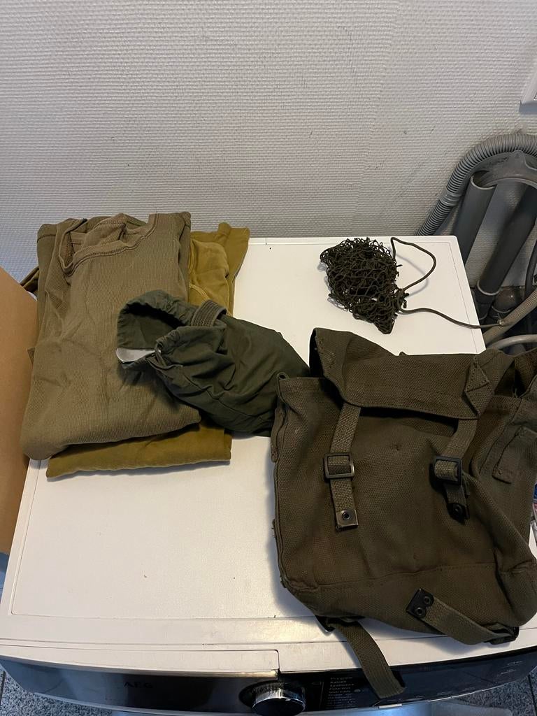 Legerkleding (verkleedkleding) met tas, Ophalen of Verzenden, Jongen of Meisje