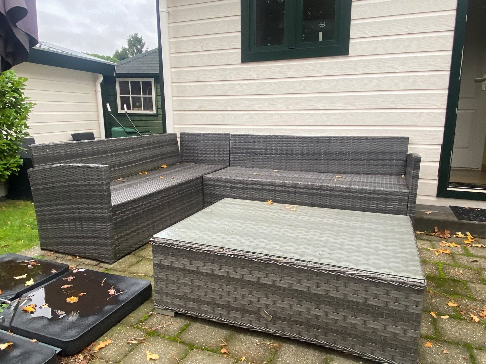 Tuinset met tafel en goede kussens, Ophalen, 5 zitplaatsen, Kunststof, Gebruikt