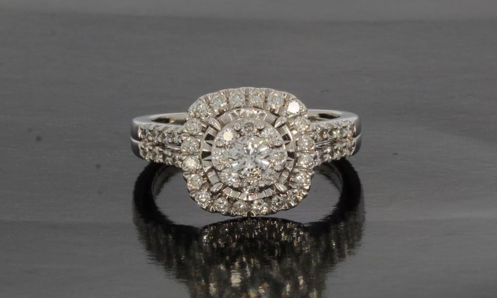 Briljant moissaniet luxe gouden fraaie dames ring nieuwstaat, Voordeelsieraden, Verzenden, Zo goed als nieuw, 17 tot 18