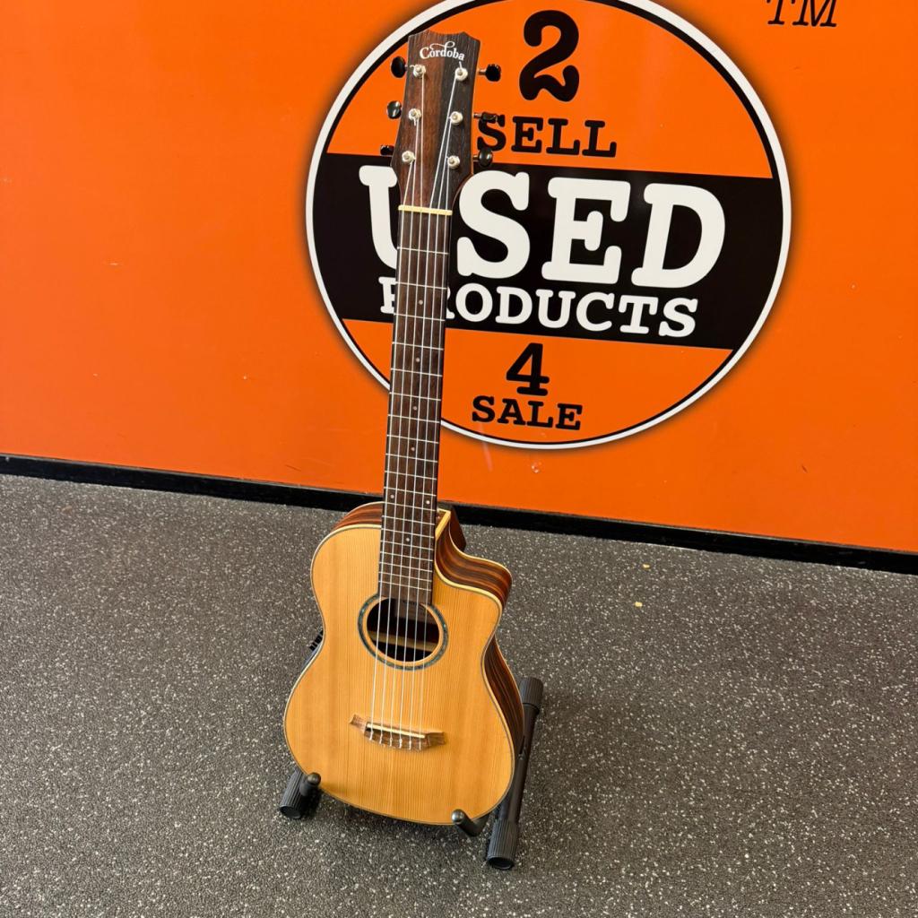 Cordoba Mini II EB-CE 3/4 elektrisch-akoestische klassiek, Fender, Zo goed als nieuw, Support@fender.com, 17600 Catalina Street
Los Angeles, CA 90746
USA