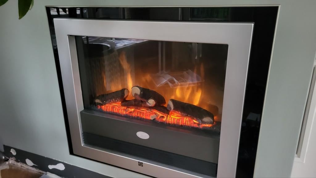Electrische kachel/haard. In- of opbouw, Ophalen of Verzenden, Zo goed als nieuw, Inbouwhaard, Elektrische haard