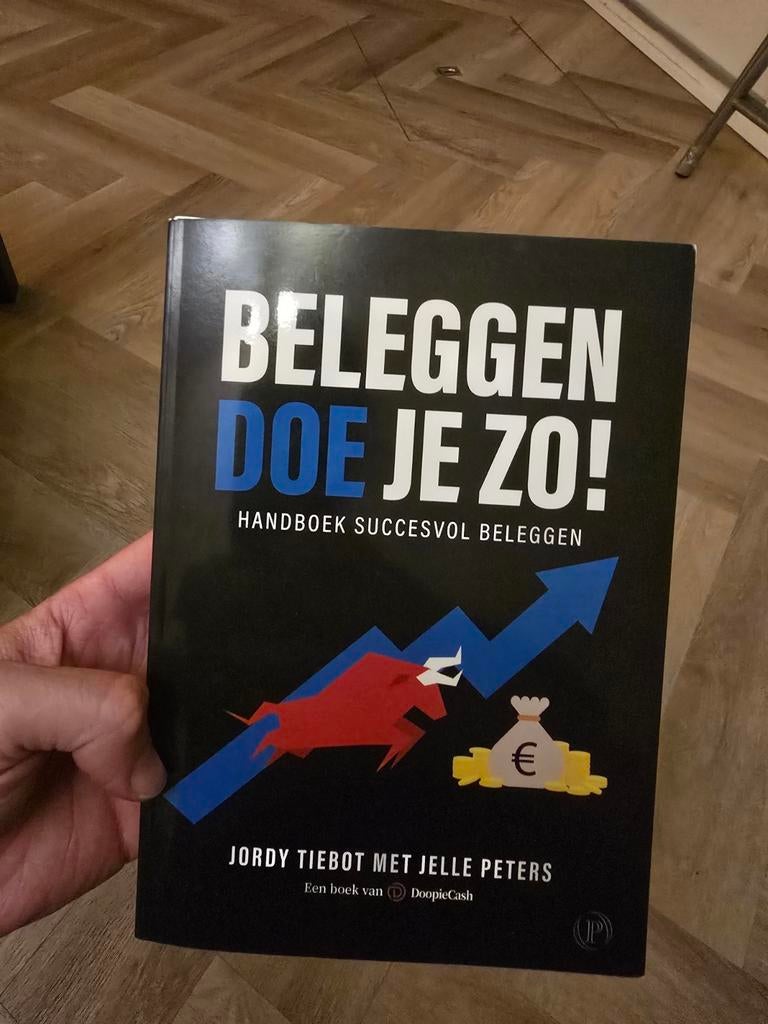 Beleggen doe je zo! Handboek succesvol beleggen DoopieCash, Ophalen of Verzenden, Zo goed als nieuw, Geld en Beleggen, Jordy Tiebot, Jelle Peters